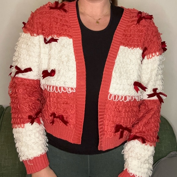 Mighty Fine Vintage Red and White Women's Eyelet Cardigan with Velvet Bows - Picture 6 of 8